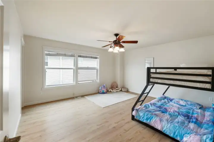 Outlast laminate flooring