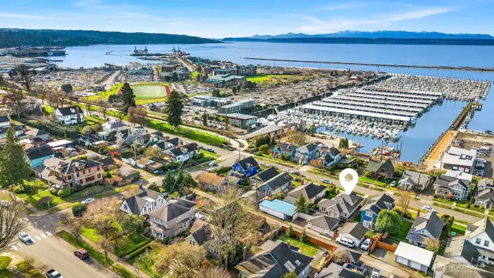 Prime location in Historic North Everett.