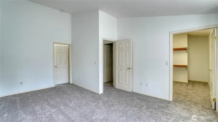 2nd Bedroom with access to full bathroom 2nd Bedroom with access to full bathroom