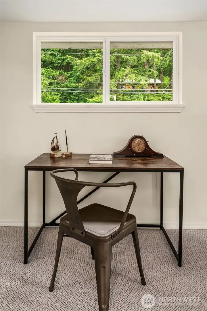 If you have to work while you're here, this would be a sweet spot for it!