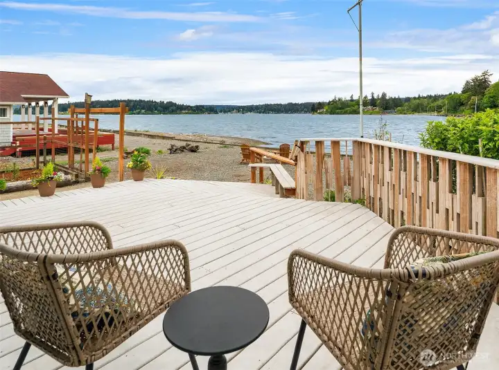The beach-front community is friendly and easy-going.