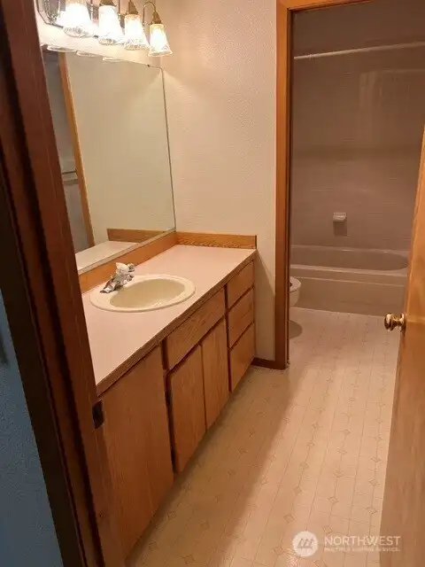 Shared full bath Shared full bath