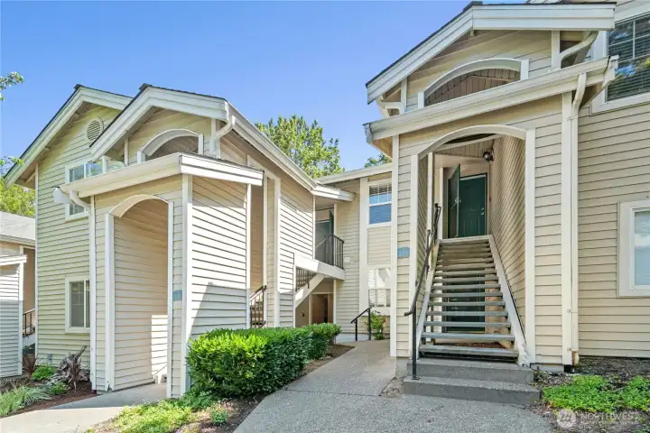 Ground level 1 Bedroom 1 Bathroom Condo! Hydepark Ground level 1 Bedroom 1 Bathroom Condo! Hydepark