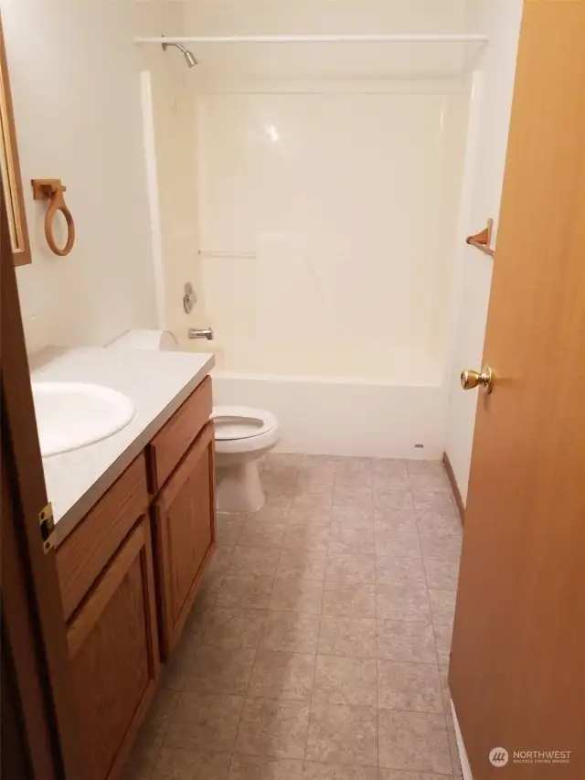 Guest bath - photo is before renters moved in 2021