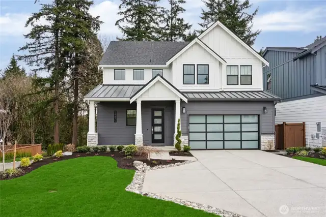Welcome to Legacy Farms Estates!   Gorgeous detail in a fabulous location right in the heart of Woodinville Wine Country! Minutes to lively Kirkland with a feeling of relaxed living! Just 7 luxury homes in a quiet setting!