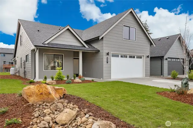 Photos shown are of a similar floor plan previously built in a different neighborhood (The Ridge in Blaine). Finishes and features may vary. Some items pictured reflect buyer-selected upgrades which are not included in the base price and may be added at an additional cost.
