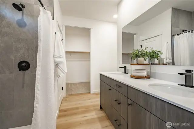 Photos shown are of a similar floor plan previously built in a different neighborhood (The Ridge in Blaine). Finishes and features may vary. Some items pictured reflect buyer-selected upgrades which are not included in the base price and may be added at an additional cost.
