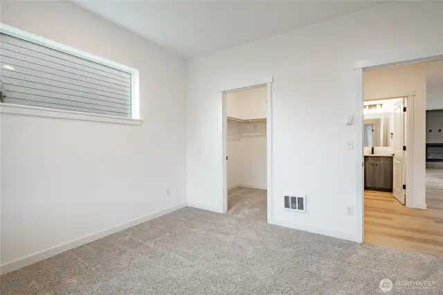Photos shown are of a similar floor plan previously built in a different neighborhood (The Ridge in Blaine). Finishes and features may vary. Some items pictured reflect buyer-selected upgrades which are not included in the base price and may be added at an additional cost.