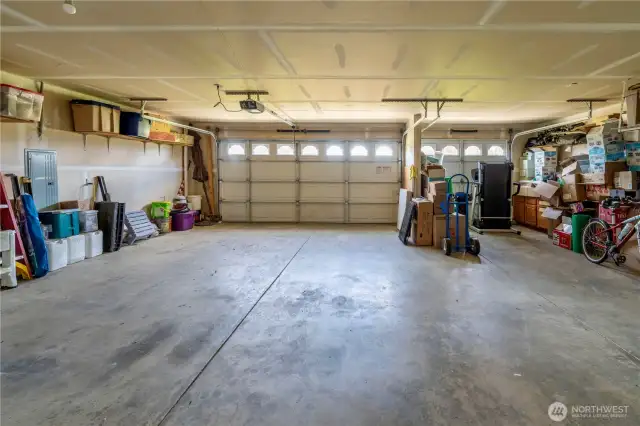 750 sqft 3-car garage