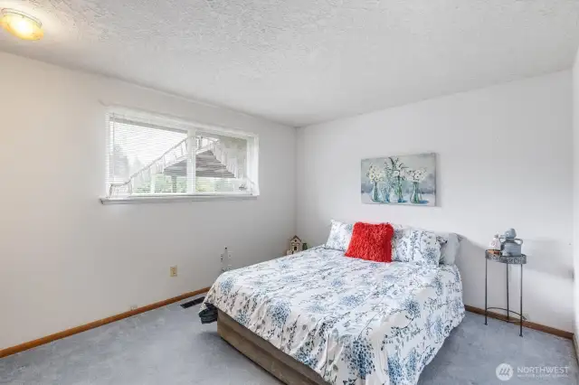 Bedroom 2 - Main Floor
