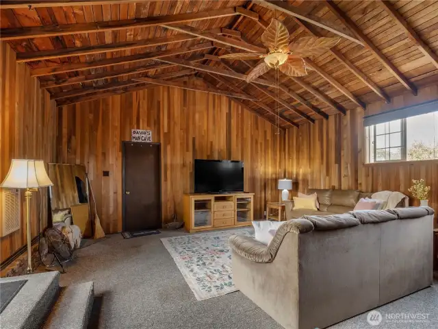 The large bonus room has beautiful vaulted ceilings and enough space to use your imagination.