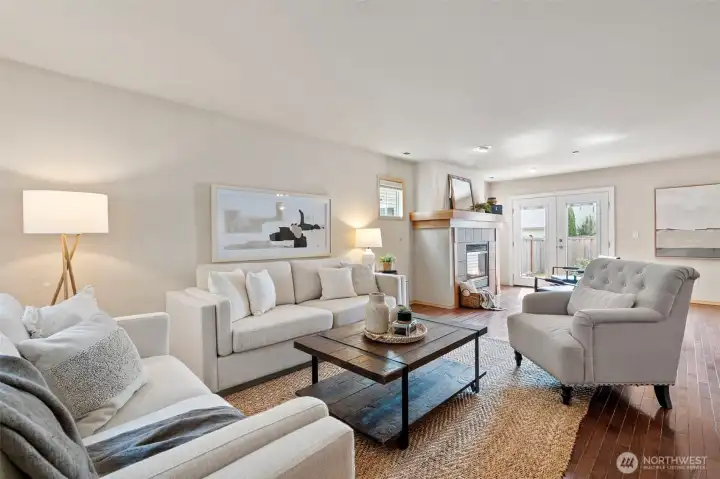 Spacious Living Room