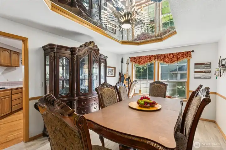 Formal Dining Rm