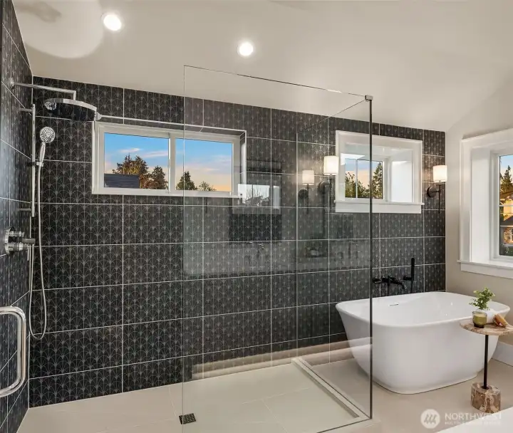 Luxurious primary bath