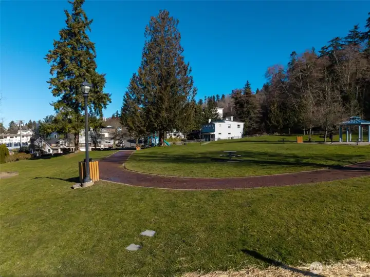 Wooton Park is a stone throw away!