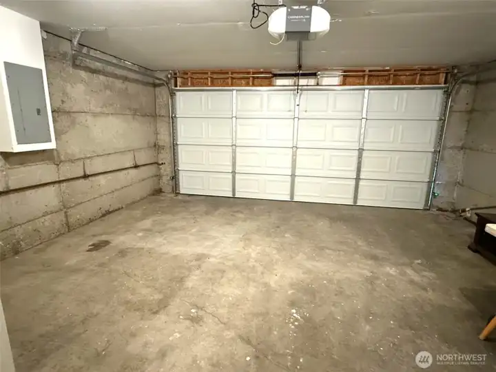 Garage Garage