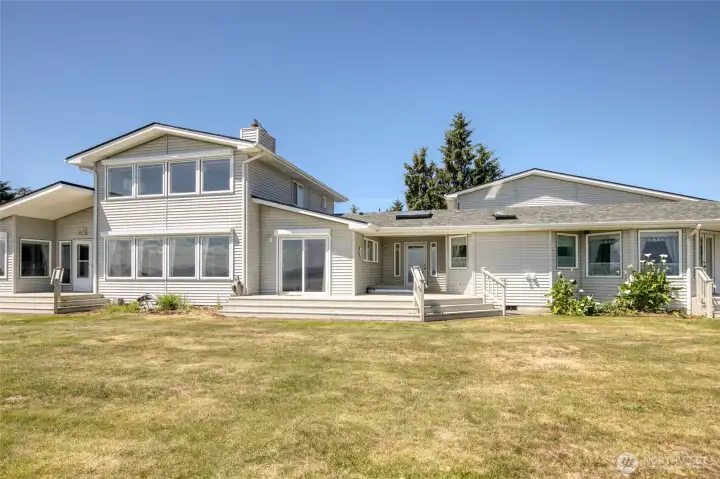 Huge flat yard for outdoor entertaining too!