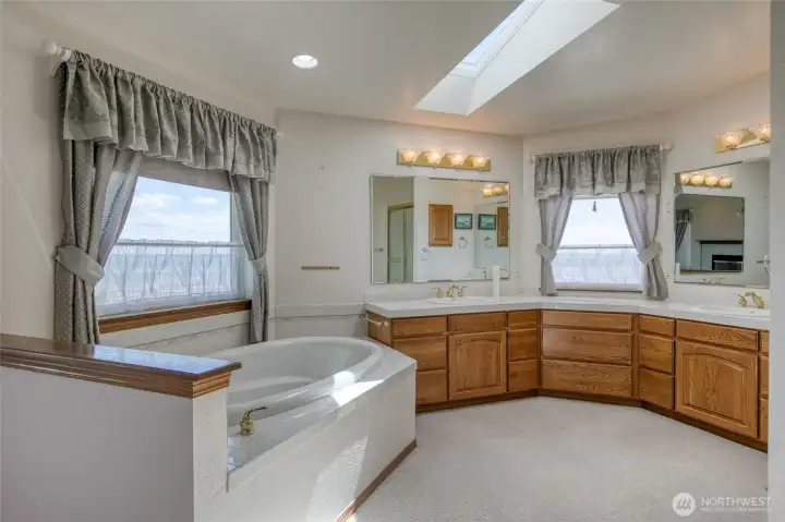 Primary bathroom with soaking tub!