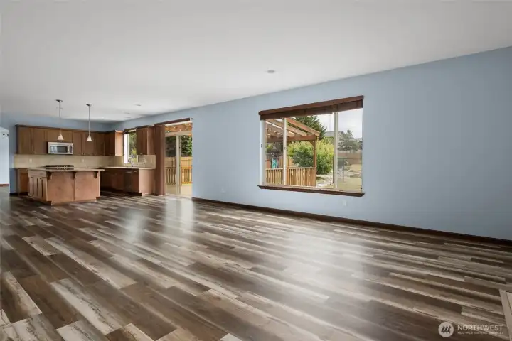 Living room leads to porch. Living room leads to porch.