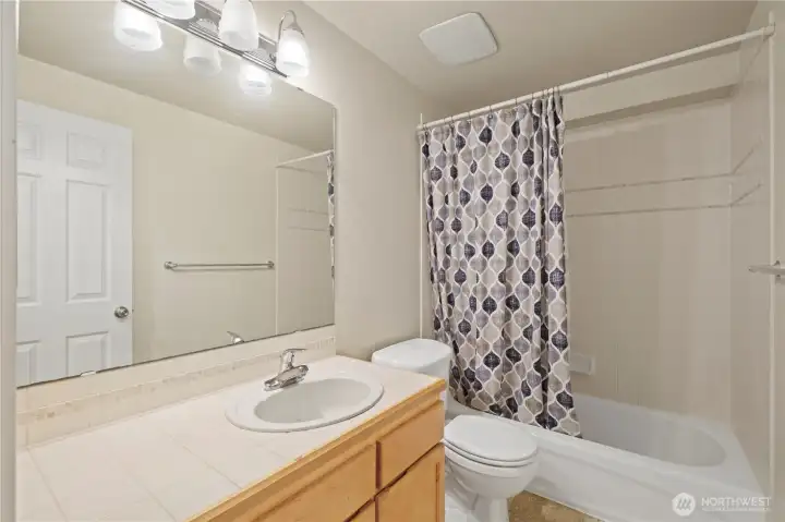 Second floor full bathroom Second floor full bathroom