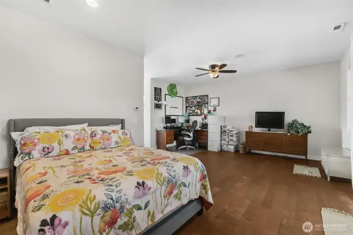Oversized guest suite Oversized guest suite
