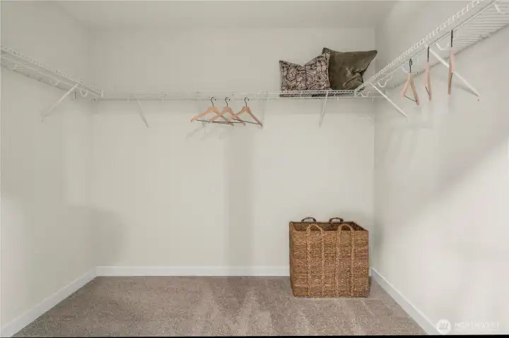 Photos of model home. Same floor plan. Actual colors and finishes may vary. See site agent for details. Photos of model home. Same floor plan. Actual colors and finishes may vary. See site agent for details.