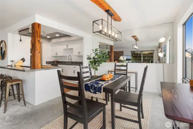 Kitchen / Dining Room