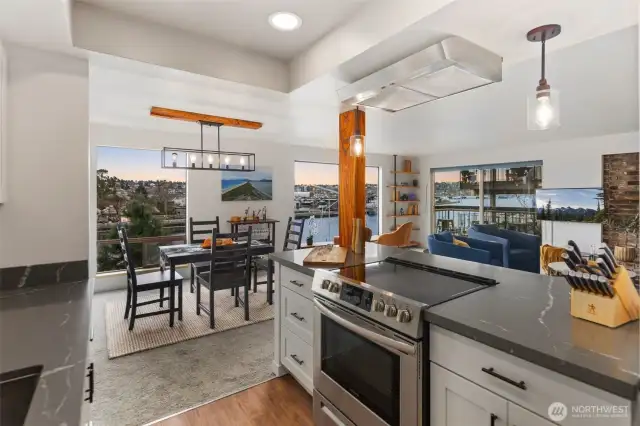 Kitchen / Dining Room