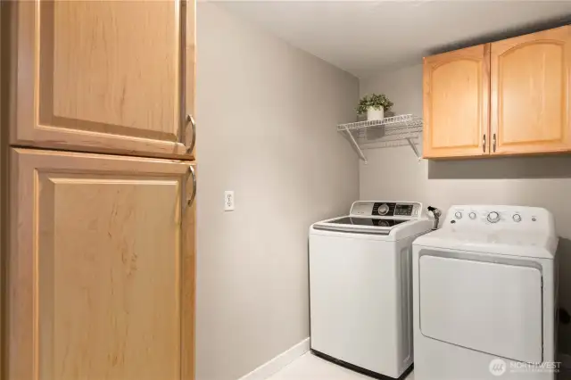 Utility Room with W&D to Convey