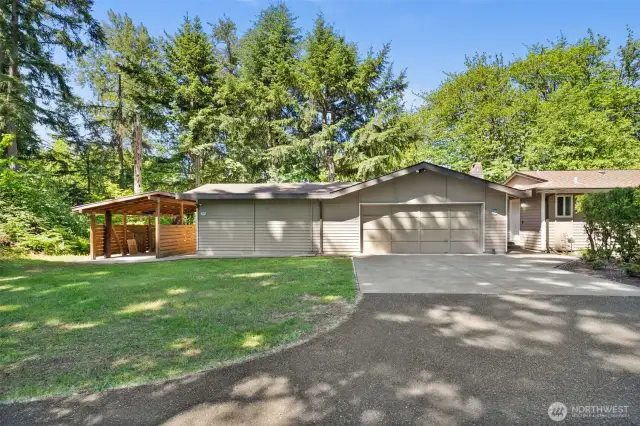 Huge garage!