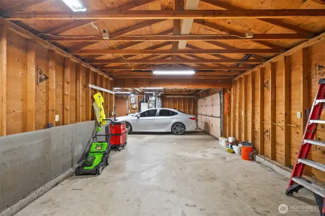 Spread out in your oversized garage/shop