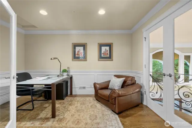 Office next to the master bedroom