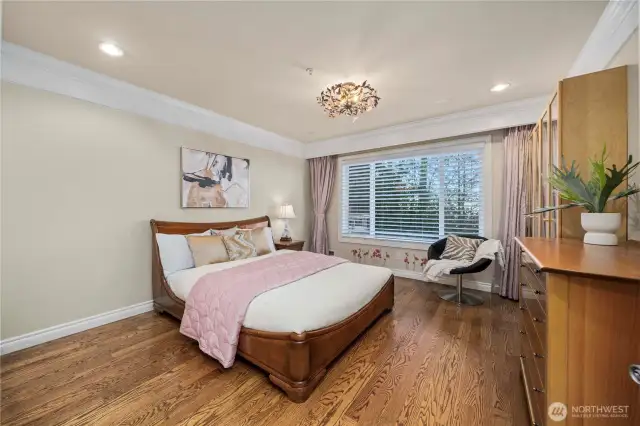 2nd bedroom upstairs