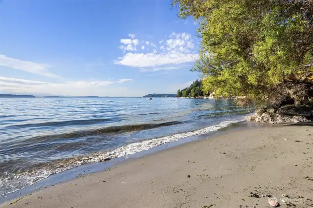 The perfect sandy cove