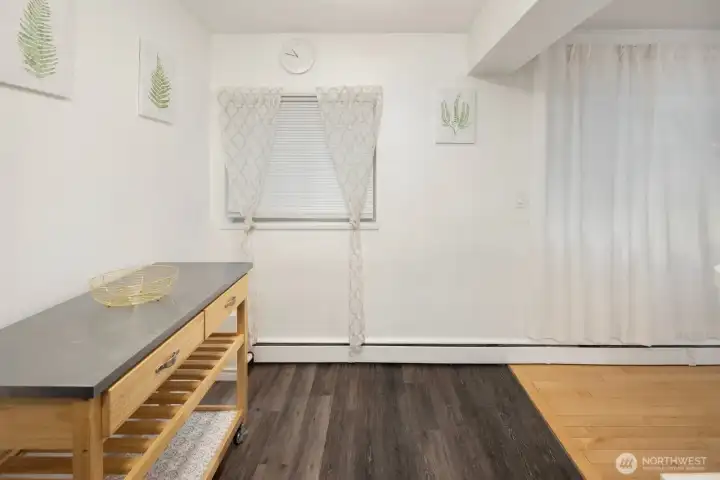 Dining off kitchen