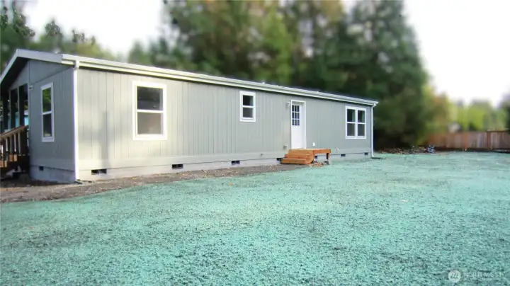 Lawn beautifully hydro-seeded