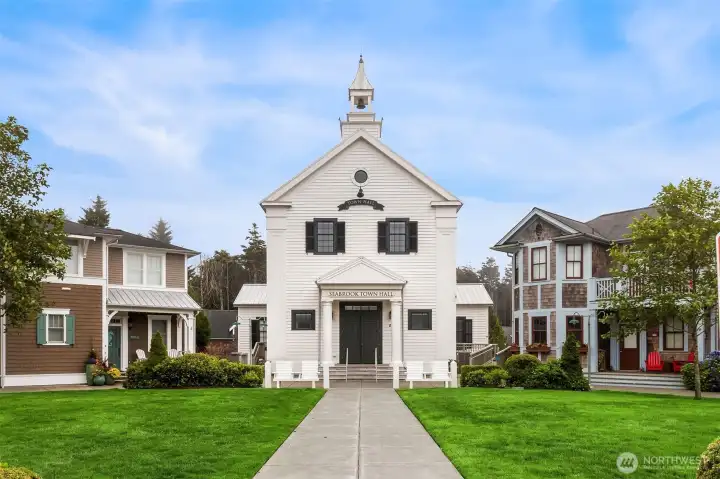Beautiful Town Hall of Seabrook. Fun activities year round and lots of weddings in the summers!