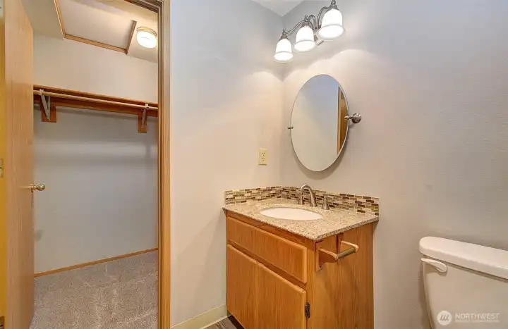 Bathroom w- walk in closet