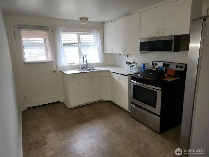 Kitchen out side door