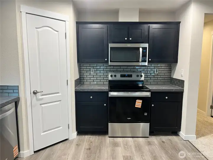 Kitchen/Pantry