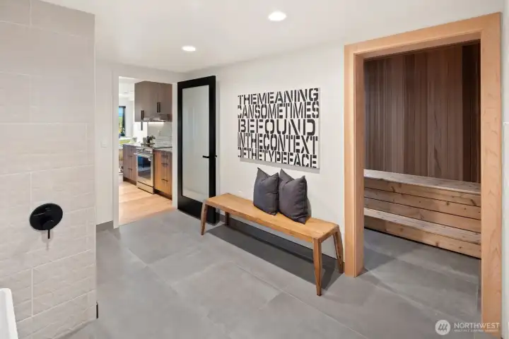 Spa area with cold plunge tub and sauna