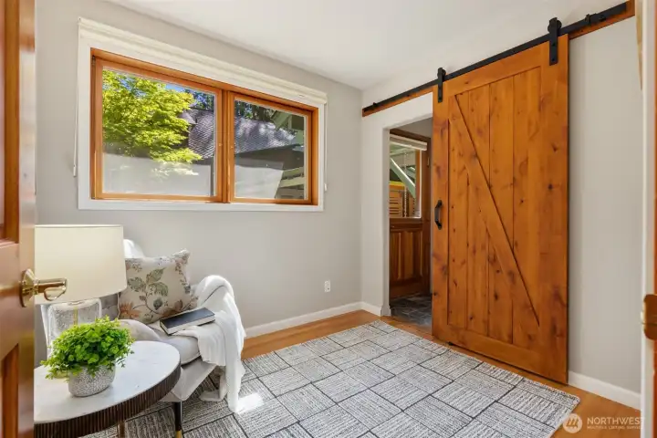 Bonus room - perfect for office or den.