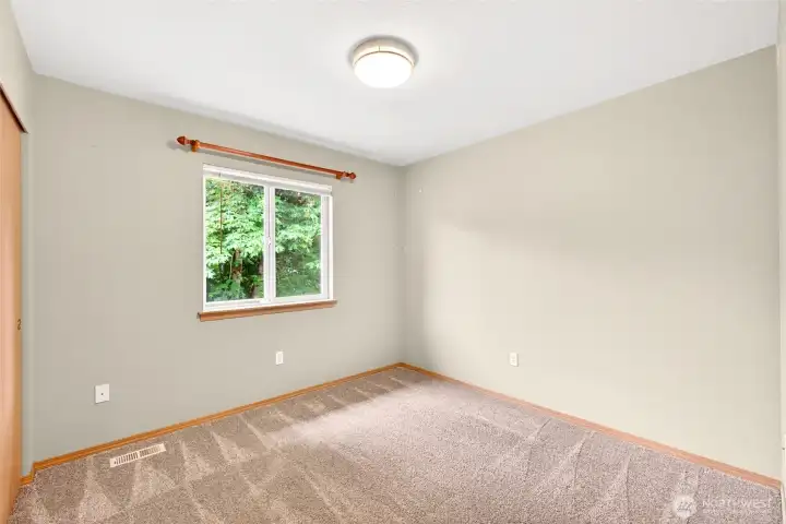 The fourth bedroom. The fourth bedroom.