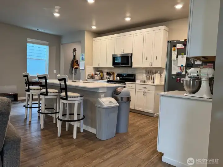 This kitchen functions for day to day but is also great for entertaining! This kitchen functions for day to day but is also great for entertaining!