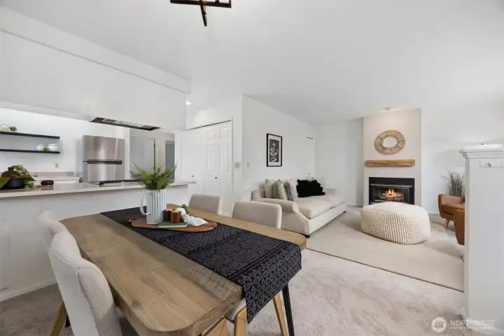 The open floor plan manimizes the squar footage of this home. The open floor plan manimizes the squar footage of this home.