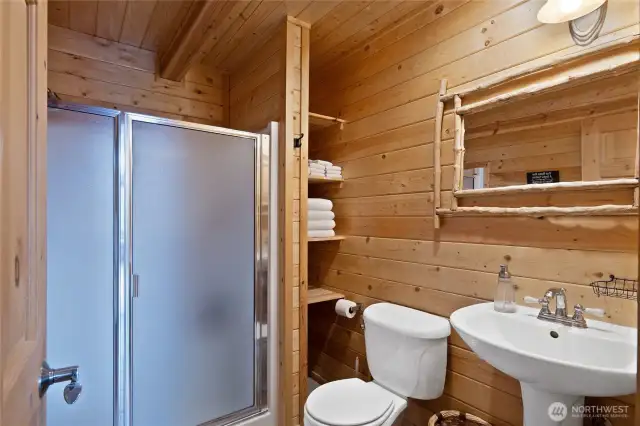 Main floor 3/4 bath