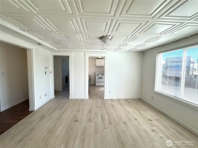 All natural lighting! Check out the ceiling tiles!