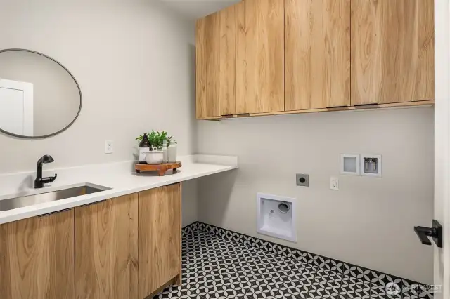 Oversized laundry room