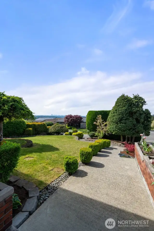 Beautiful landscaping in front and backyard