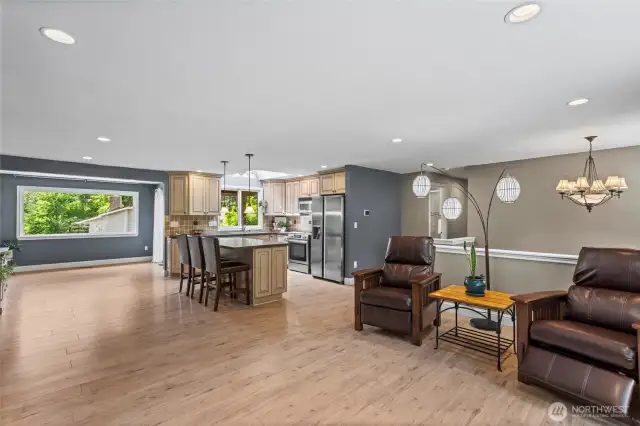 Entertaining guests will be effortless with the eat-in kitchen and the additional space for a buffet and dining table, making serving convenient.
